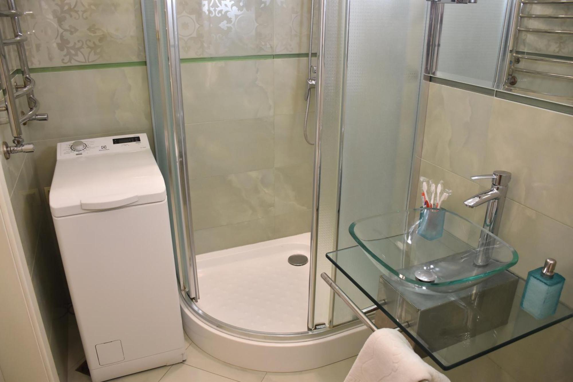 Renewed Central Apartment Лвив Екстериор снимка