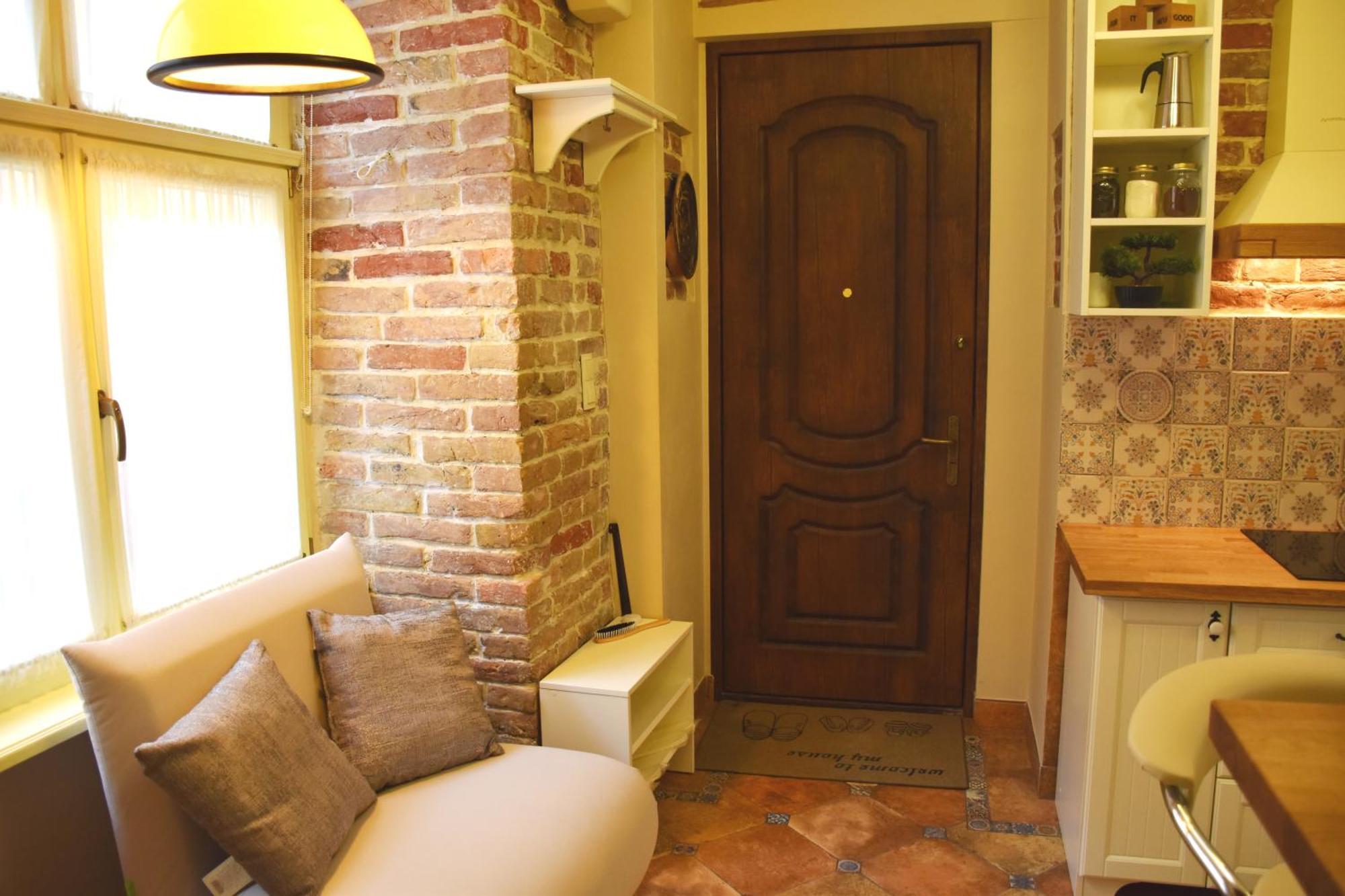 Renewed Central Apartment Лвив Екстериор снимка